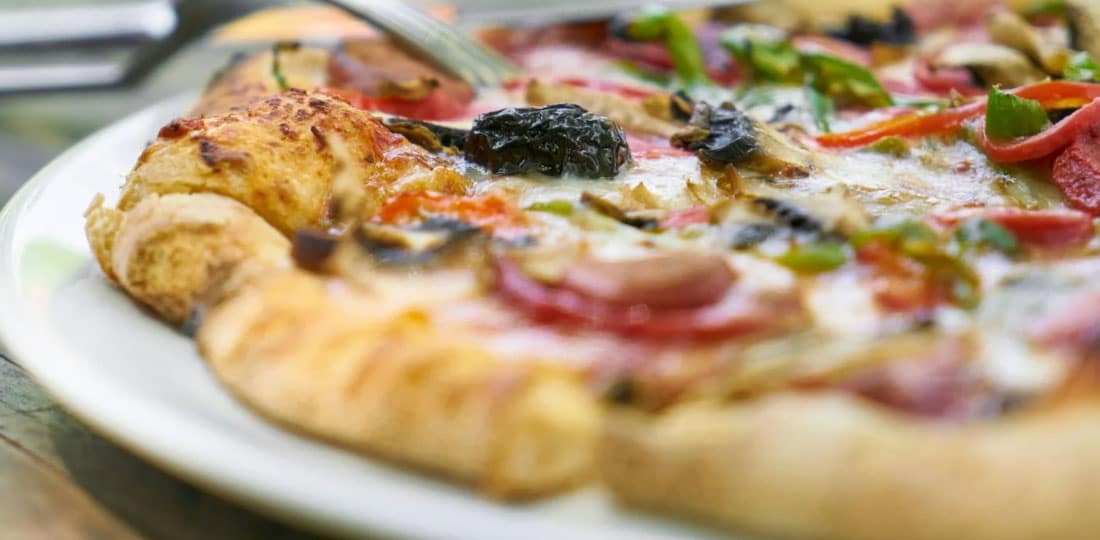 signs of having an eating disorder - pizza